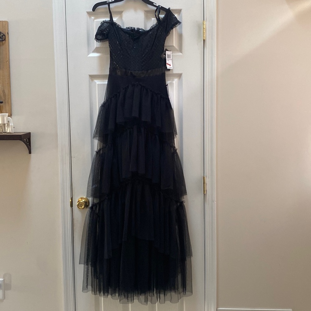 NWT Black tulle dress! Bought for prom and got something else! Size 1 Juniors